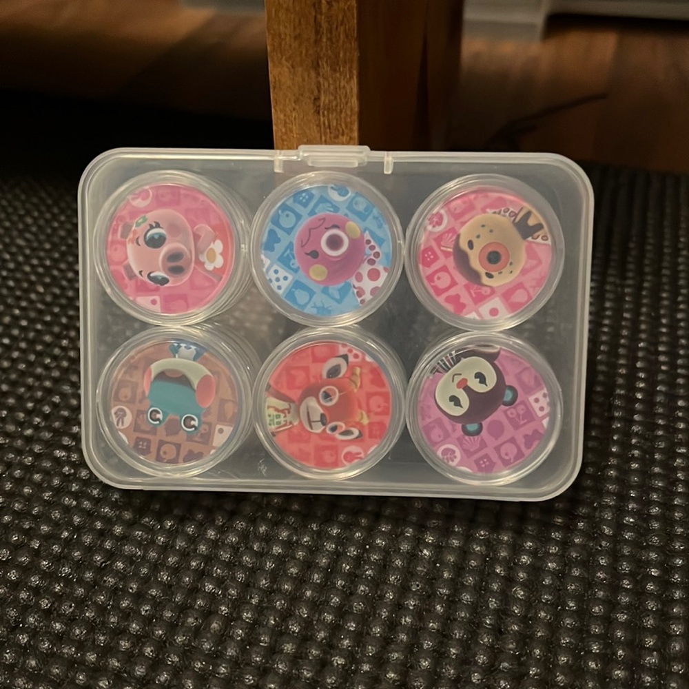 24 Nintendo switch Animal crossing amiibo card